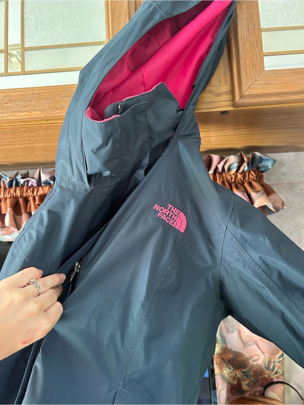 The North Face Women's Slate Gray Ski Jacket with Pink Lining